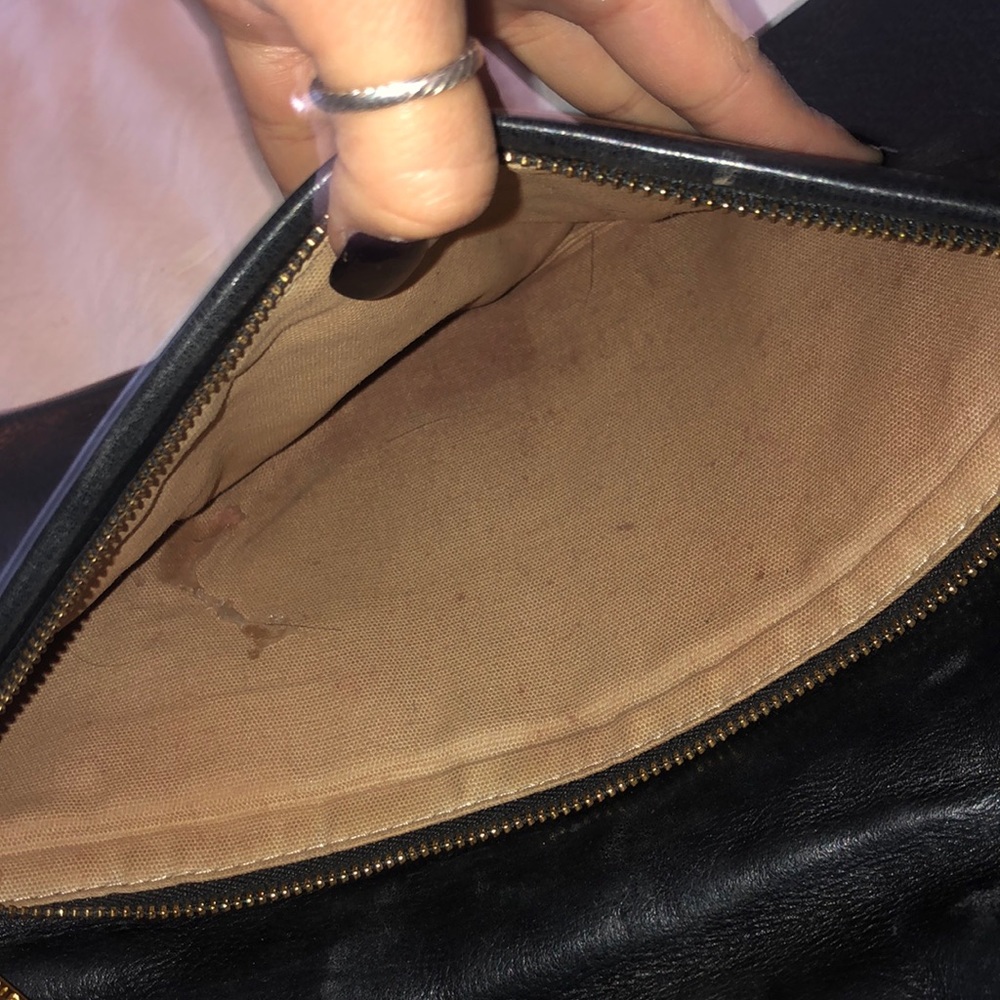 Tory Burch black clutch with chain gold - Picture 6 of 8